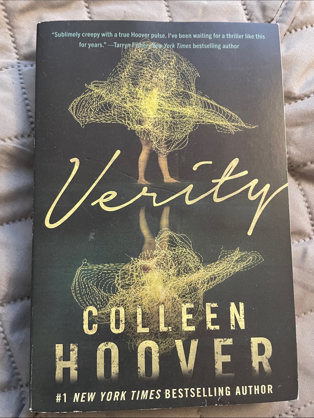 Verity by Colleen Hoover Paperback Book Great Condition